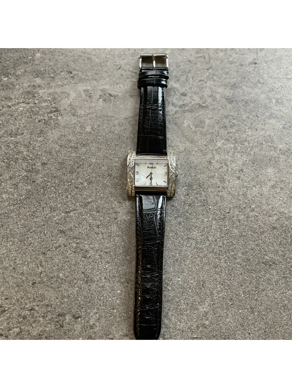 Avalon beautiful women’s